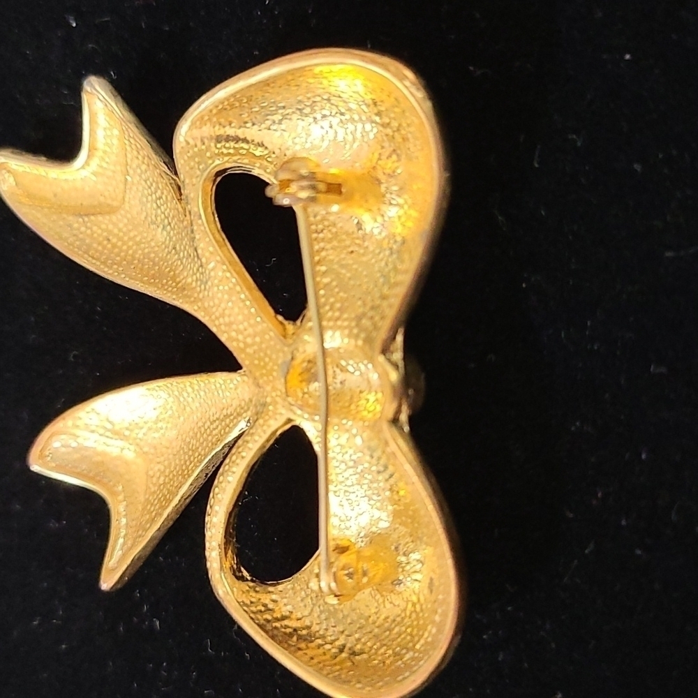 Vintage Bow Brooch - Picture 7 of 10